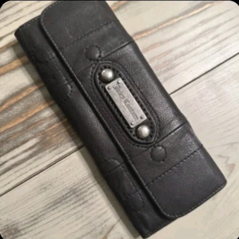 Juicy Couture wallet